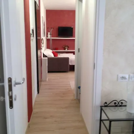 Teo's House Apartmán *
